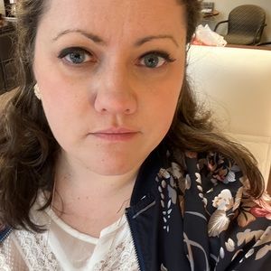 Meet your Posher, Lindsey